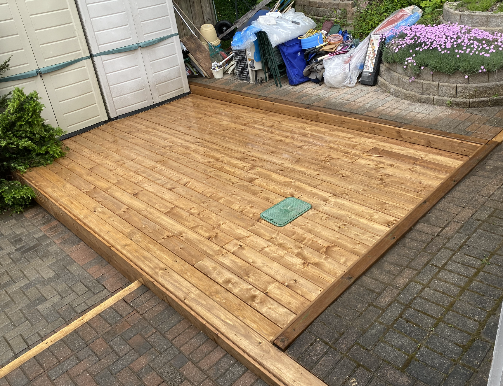 North Bay contractor fixing common deck problems like rot, sagging, and unsafe railings